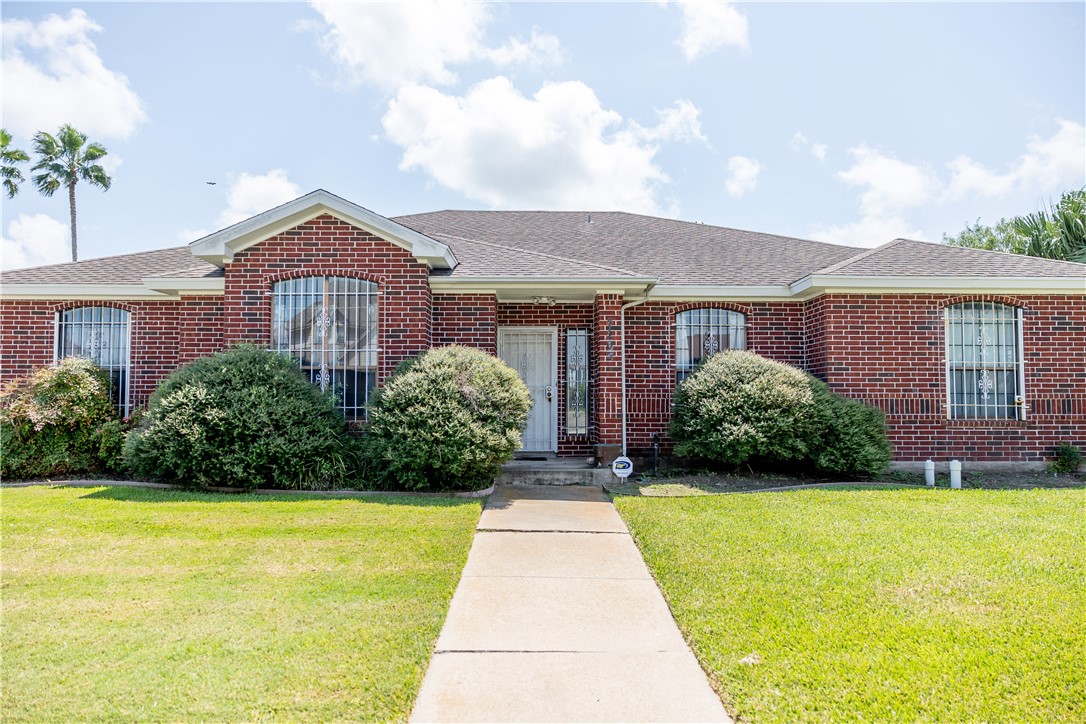 Pharaoh Dr, Corpus Christi, TX 78412