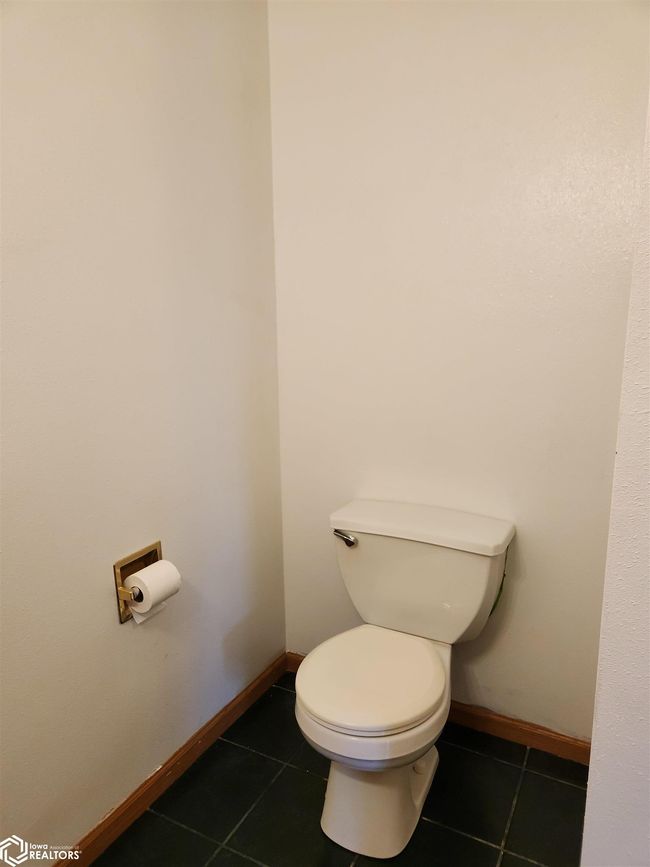1128 Prince St, House other with 5 bedrooms, 4 bathrooms and null parking in Grinnell IA | Image 10