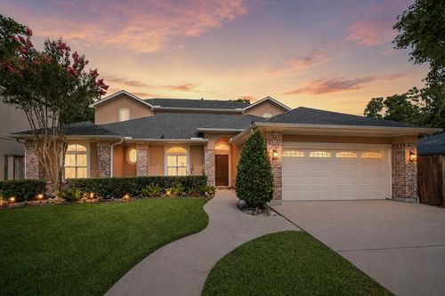 9406 Bevlyn Dr, Houston, TX, 77025-4306 | Card Image