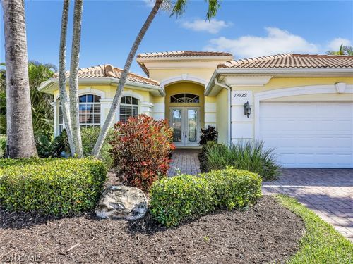19929 Casa Verde Way, ESTERO, FL, 33967-0518 | Card Image