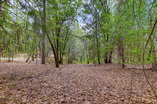 16020 Brooks Rd, Grass Valley, CA, 95945-4330 | Card Image