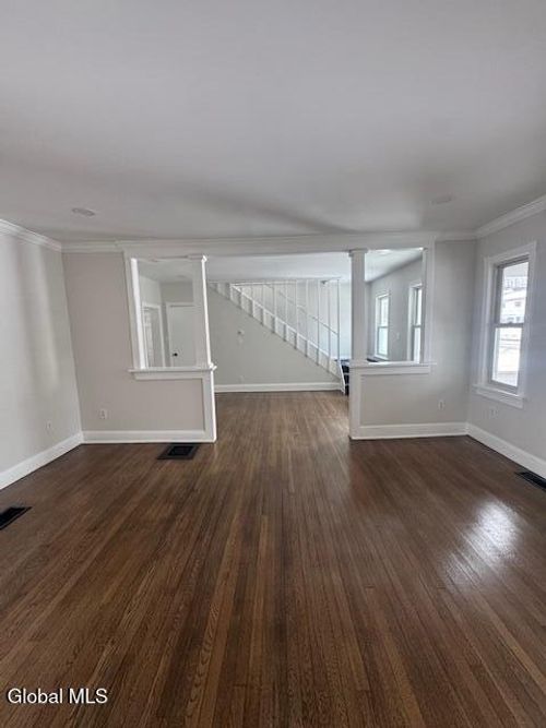 20 River St, Hoosick Falls, NY, 12090-1815 | Card Image