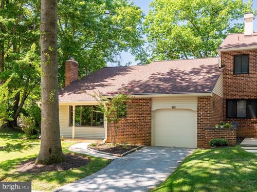 101 Camsten Ct, CHESTERBROOK, PA, 19087-5715 | Card Image