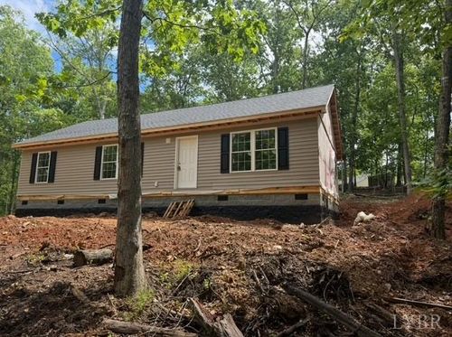 19 Cedar Bluff Ln, Hardy, VA, 24101-3103 | Card Image