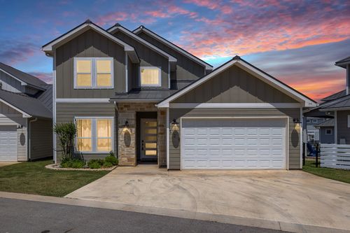 128 Village View Dr, Kingsland, TX, 78639-4609 | Card Image