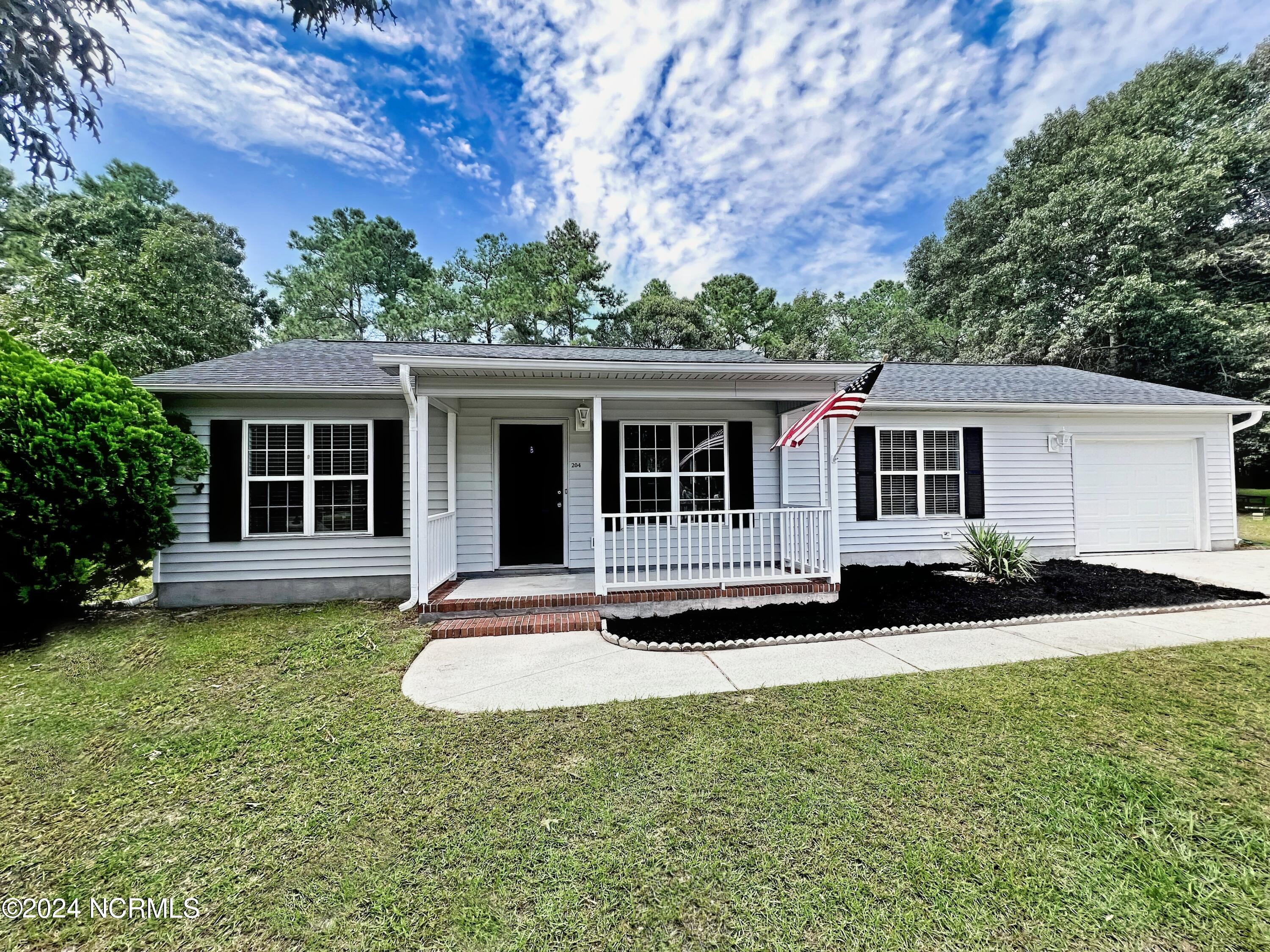 Chappell Creek Ct, Richlands, NC 28574