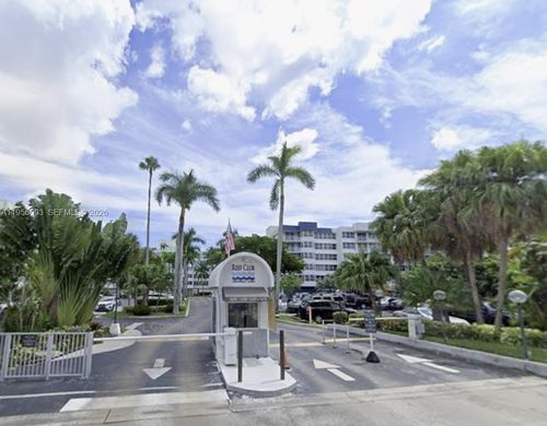 apt-3f-16565 Ne 26th Ave, North Miami Beach, FL, 33160-4035 | Card Image