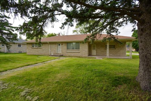 3020 W Edgerton Avenue, Greenfield, WI, 53221 | Card Image