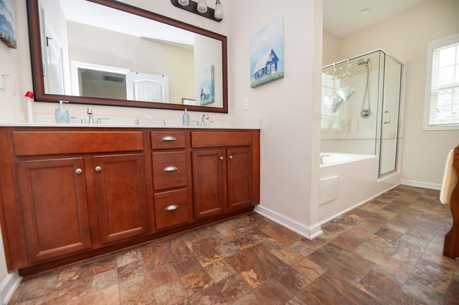175 Castleton Cir, House other with 4 bedrooms, 2 bathrooms and null parking in Boiling Springs SC | Image 16