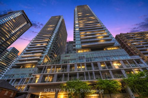 2714-195 Redpath Ave, Toronto, ON, M4P0E4 | Card Image