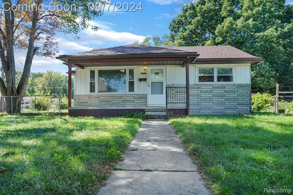 Eureka Dr, Warren, MI 48091