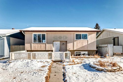 6128 Madigan Dr Ne, Calgary, AB, T2A4V8 | Card Image