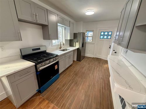 131 W Ramapo Ave, Mahwah, NJ, 07430-1241 | Card Image