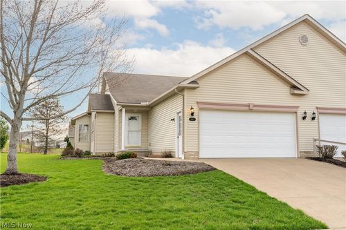 2450 Wright State Drive Se, Massillon, OH, 44646 | Card Image