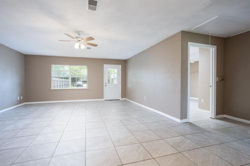 a-2538 Oday Rd, Pearland, TX, 77581-3109 | Card Image