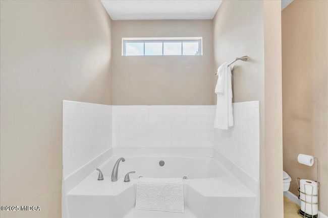 20 - Primary Bath | Image 20