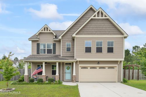 801 Iroquois Ct, Holly Ridge, NC, 28445-7567 | Card Image