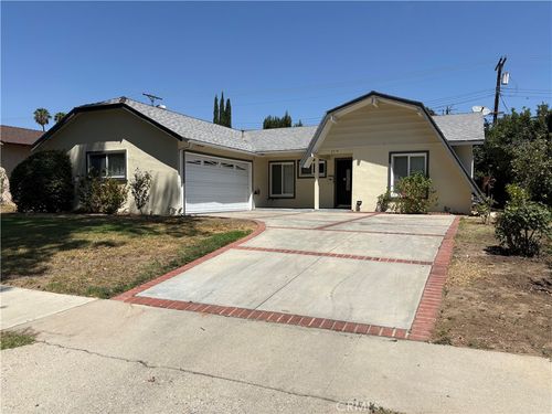 23435 Welby Way, West Hills, CA, 91307-3329 | Card Image