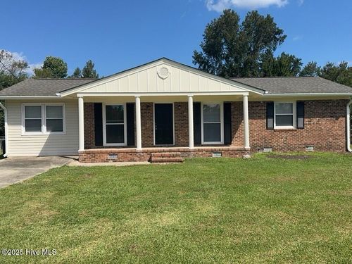 9 Collins Dr, Midway Park, NC, 28544-1288 | Card Image