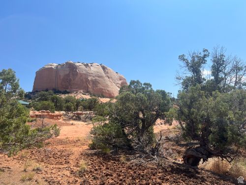 15-32 E Tonka Dr, Moab, UT, 84532 | Card Image