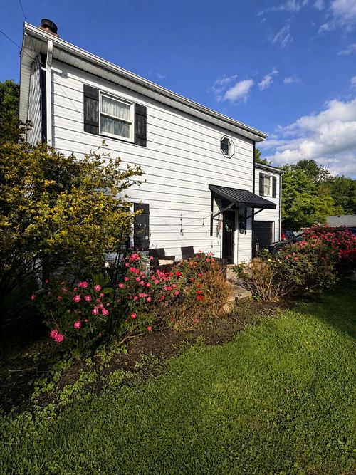 304 Pearl St, Vevay, IN, 47043-1211 | Card Image
