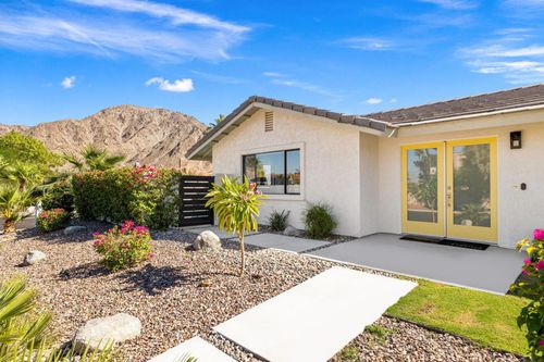 54525 Avenida Carranza, La Quinta, CA, 92253-3714 | Card Image