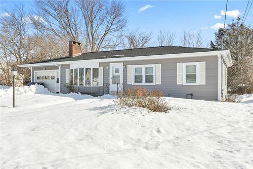 14 Winthrop St, Riverside, RI, 02915-2624 | Card Image