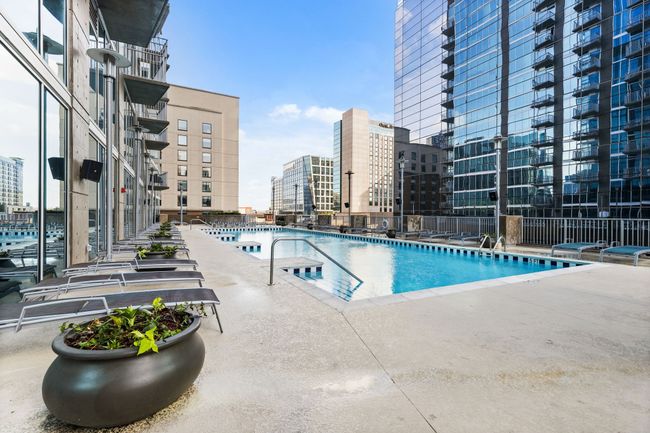 UNIT-914 - 301 Demonbreun St, Condo with 2 bedrooms, 2 bathrooms and 2 parking in Nashville TN | Image 28