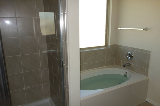 10201 Gertrudis Loop, House other with 4 bedrooms, 4 bathrooms and 4 parking in Austin TX | Image 20