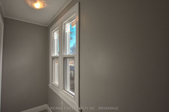 623 Macdonnell St, House other with 3 bedrooms, 1 bathrooms and 3 parking in Kingston ON | Image 27