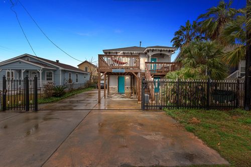2217 Grover Ave, Galveston, TX, 77551-1428 | Card Image
