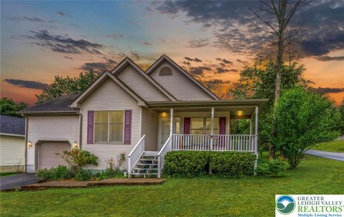 11 Apache Dr, Mount Bethel, PA, 18343-6156 | Card Image