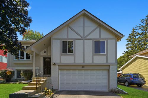 311 Harding Ave, Libertyville, IL, 60048-1766 | Card Image