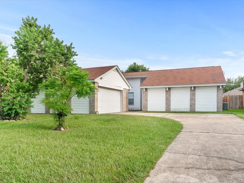 13515 Wimbledon Oaks Dr, Houston, TX, 77065-3747 | Card Image