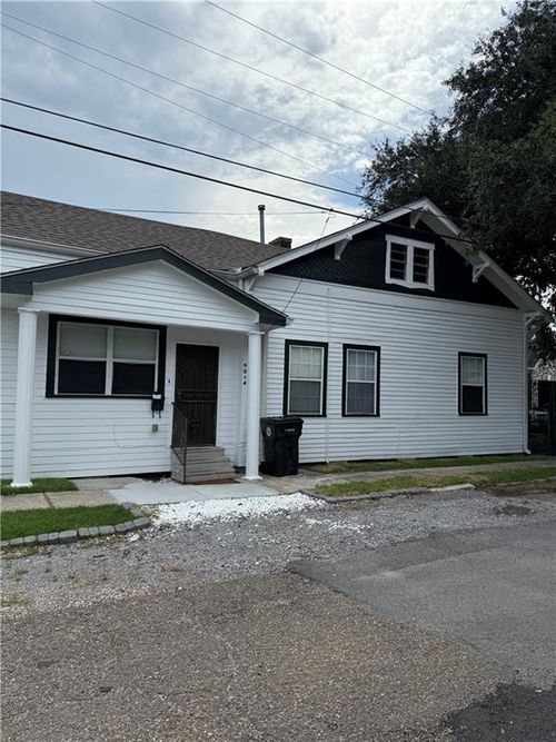 9014 Heaton St, New Orleans, LA, 70118-2622 | Card Image