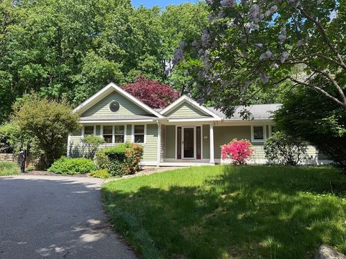 15 Central St, Acton, MA, 01720-3520 | Card Image