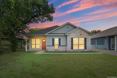 200 Garden Dr, Waco, TX, 76706-6471 | Card Image