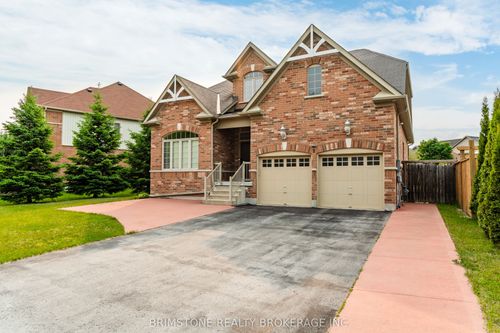 5 Nadmarc Crt, Angus, ON, L3W0E7 | Card Image