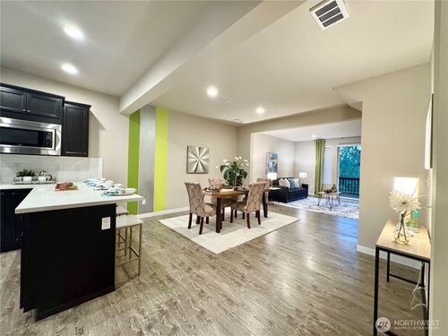 1928 78th Pl Se, Everett, WA, 98203-6772 | Card Image