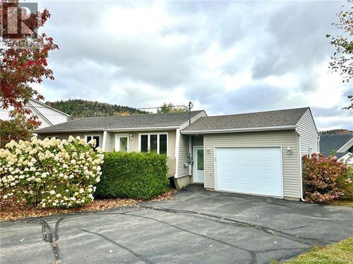 12 Av Lilianne, Edmundston, NB, E3V3Z1 | Card Image