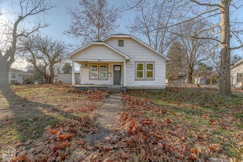 414 E 1st St, Rector, AR, 72461-1408 | Card Image