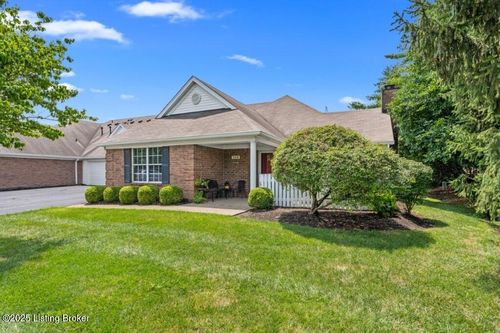 1214 Fox Pointe Dr, Louisville, KY, 40242-4505 | Card Image