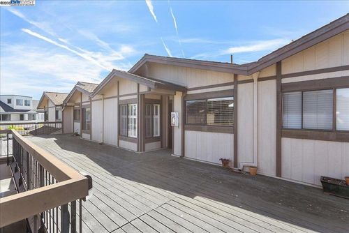 1220 Porta Ballena, Alameda, CA, 94501-3611 | Card Image