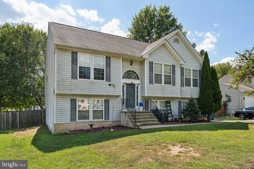 9413 Fendall Ln, NEWBURG, MD, 20664-2234 | Card Image