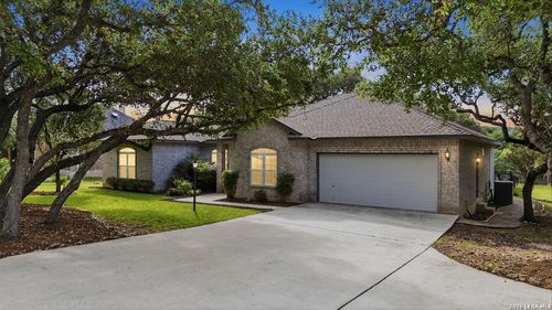 26202 Dancing Bear, San Antonio, TX, 78260-5811 | Card Image