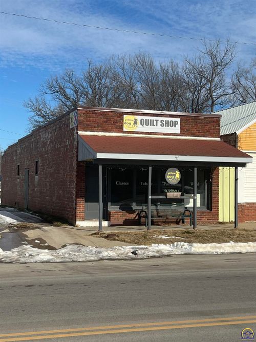 117 E Franklin St, Pomona, KS, 66076-6500 | Card Image