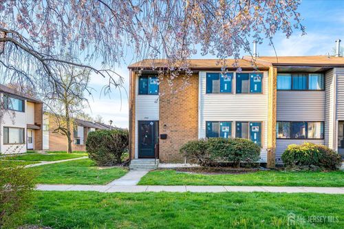 203 Canterbury Ct, East Windsor, NJ, 08520-5509 | Card Image