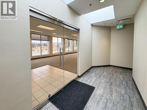 300-1674 Bertram St, Kelowna, BC, V1Y9G4 | Card Image