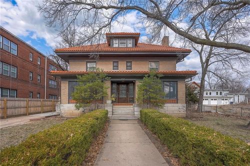 710 E Armour Blvd, Kansas City, MO, 64109-2323 | Card Image