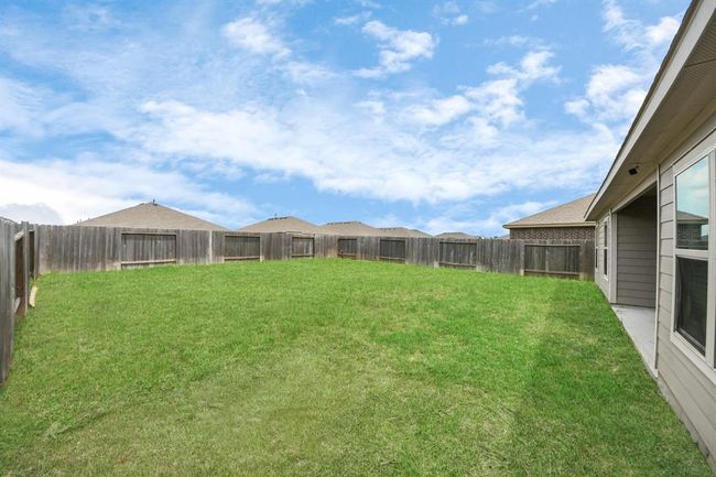 20715 Southern Woods Dr, House other with 4 bedrooms, 3 bathrooms and 2 parking in New Caney TX | Image 9